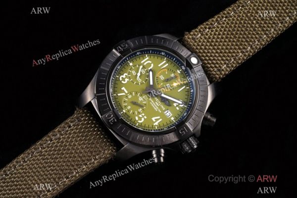 Swiss Grade Clone Breitling Super Avenger II 7750 Watch Black Steel and Green Swiss Grade Clone Breitling Super Avenger II 7750 Watch Black Steel and Green