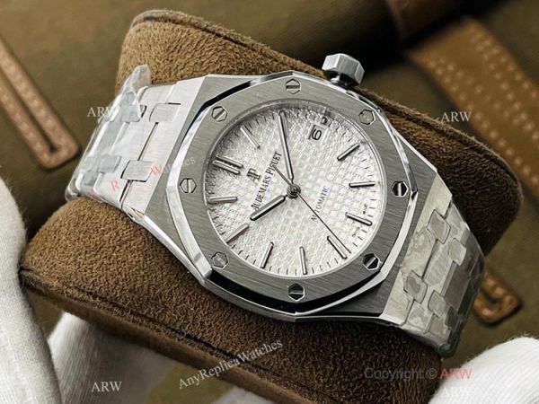 TWS factory V3 Version Swiss Audemars Piguet Royal Oak Cal.3120 Silver Dial Watch 37mm TWS factory V3 Version Swiss Audemars Piguet Royal Oak Cal.3120 Silver Dial Watch 37mm