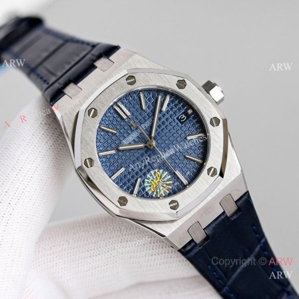 JH Factory Swiss Copy Audemars Piguet Royal Oak Stainless Steel 37mm Lady Watch JH Factory Swiss Copy Audemars Piguet Royal Oak Stainless Steel 37mm Lady Watch