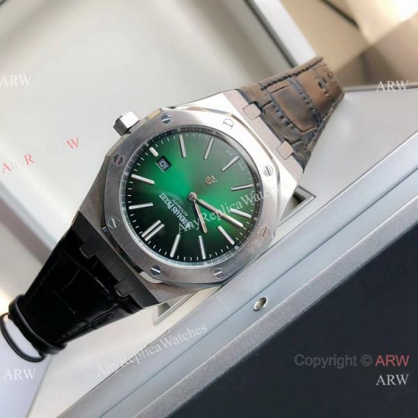 2021 NEW! Clone Audemars Piguet Royal Oak Jumbo Watch Green Leather Strap 2021 NEW! Clone Audemars Piguet Royal Oak Jumbo Watch Green Leather Strap