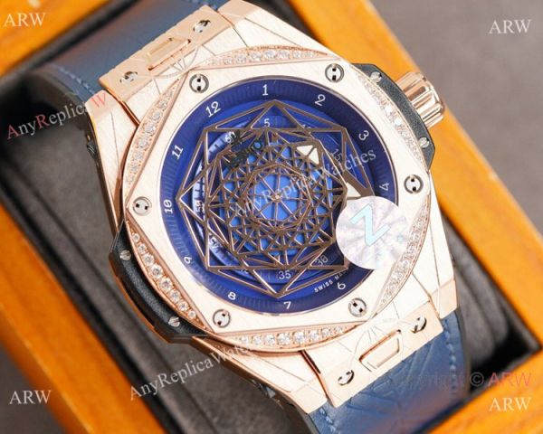 Z Factory Swiss Copy Hublot Sang Bleu Rose Gold Diamond Watch Citizen Movement Z Factory Swiss Copy Hublot Sang Bleu Rose Gold Diamond Watch Citizen Movement
