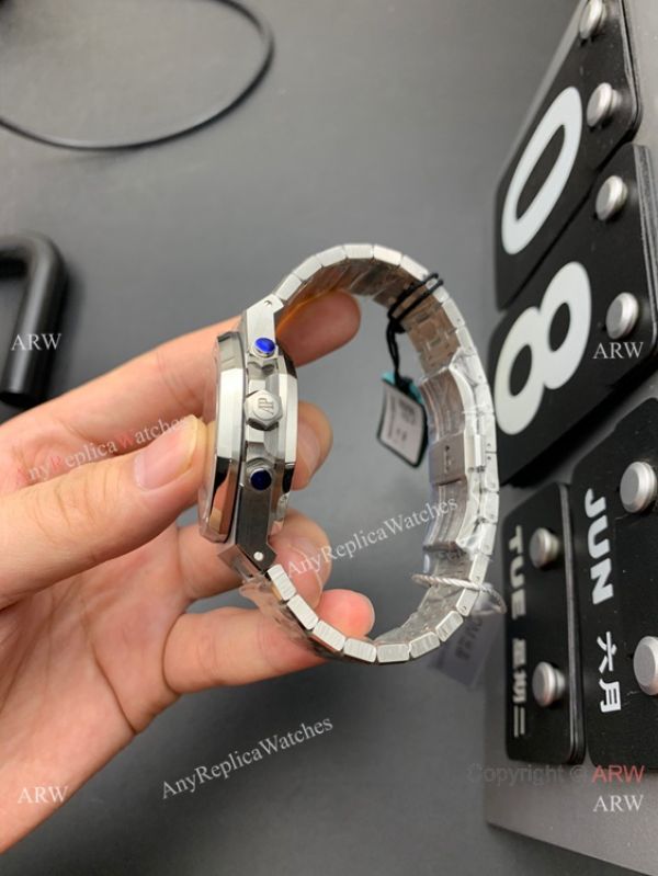 OM Factory Audemars Piguet Royal Oak Chronograph Black Dial Watch 41mm OM Factory Audemars Piguet Royal Oak Chronograph Black Dial Watch 41mm