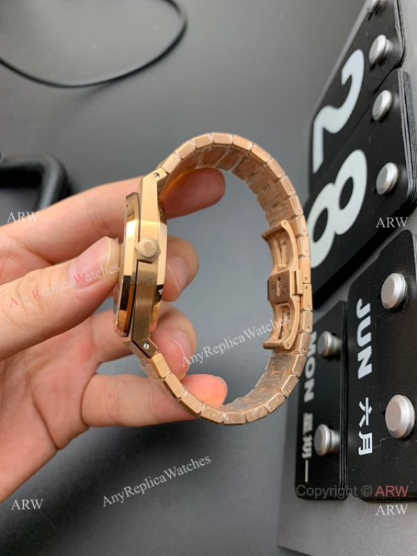 JF Factory Audemars Piguet Royal Oak 15400 Rose Gold Watch 41mm JF Factory Audemars Piguet Royal Oak 15400 Rose Gold Watch 41mm