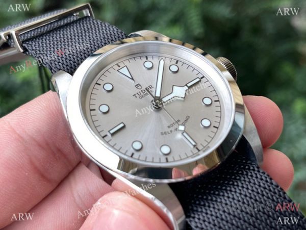 New! Swiss Grade Tudor Black Bay Cal.2824 Watch Black Nylon Strap Silver Dial New! Swiss Grade Tudor Black Bay Cal.2824 Watch Black Nylon Strap Silver Dial