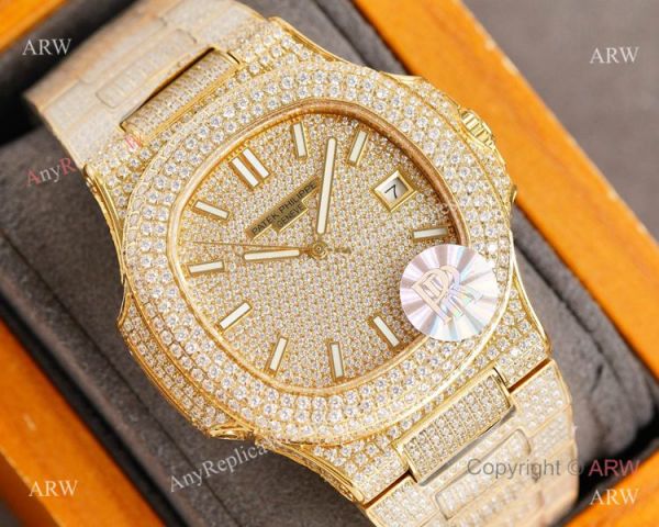 Swiss Grade Copy Patek Philippe Nautilus 9015 Ultra thin Watch 40 Diamond Dial All Gold Swiss Grade Copy Patek Philippe Nautilus 9015 Ultra thin Watch 40 Diamond Dial All Gold