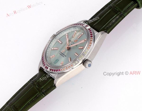 Buy Breitling Chronomat For Women Replica Watches Green Dial Buy Breitling Chronomat For Women Replica Watches Green Dial