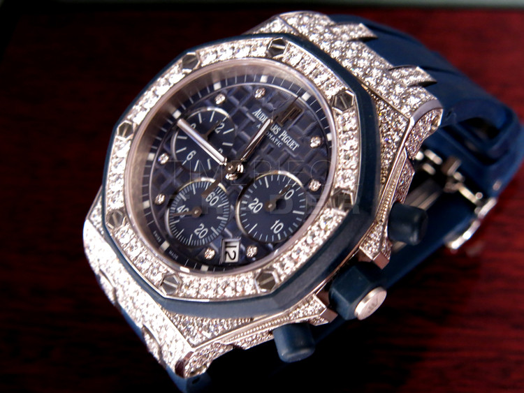 Audemars Piguet Royal Oak Offshore Chronograph Lady 26092ck.zz.d021ca.01 18k White Gold Automatic Chronograph Audemars Piguet Royal Oak Offshore Chronograph Lady 26092ck.zz.d021ca.01 18k White Gold Automatic Chronograph