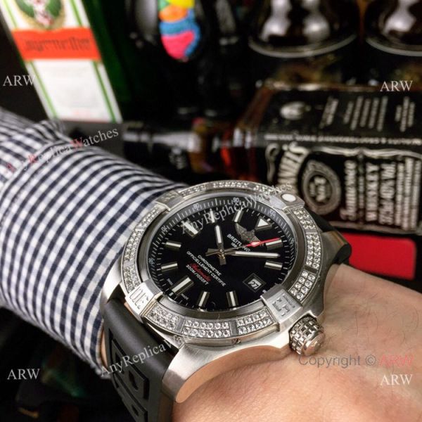 Luxury Replica Breitling Avenger Diamond Watch Ss White Dial Luxury Replica Breitling Avenger Diamond Watch Ss White Dial