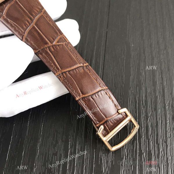 Swiss Grade Copy Cartier Tank Watch Rose Gold Roman Dial Swiss Grade Copy Cartier Tank Watch Rose Gold Roman Dial