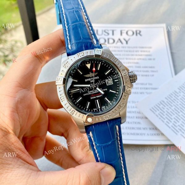 Replica Breitling Avenger Automatic 44mm Watch Blue Rubber Strap Replica Breitling Avenger Automatic 44mm Watch Blue Rubber Strap