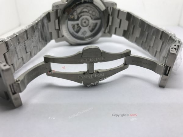 Luminor Panerai GMT Stainless Steel 72 Power Reserve Movement 44mm Watch Luminor Panerai GMT Stainless Steel 72 Power Reserve Movement 44mm Watch