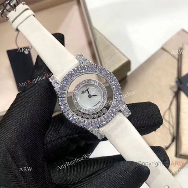 Top Grade Replica Chopard Happy Dreamg Ice Out Watches 32mm Top Grade Replica Chopard Happy Dreamg Ice Out Watches 32mm