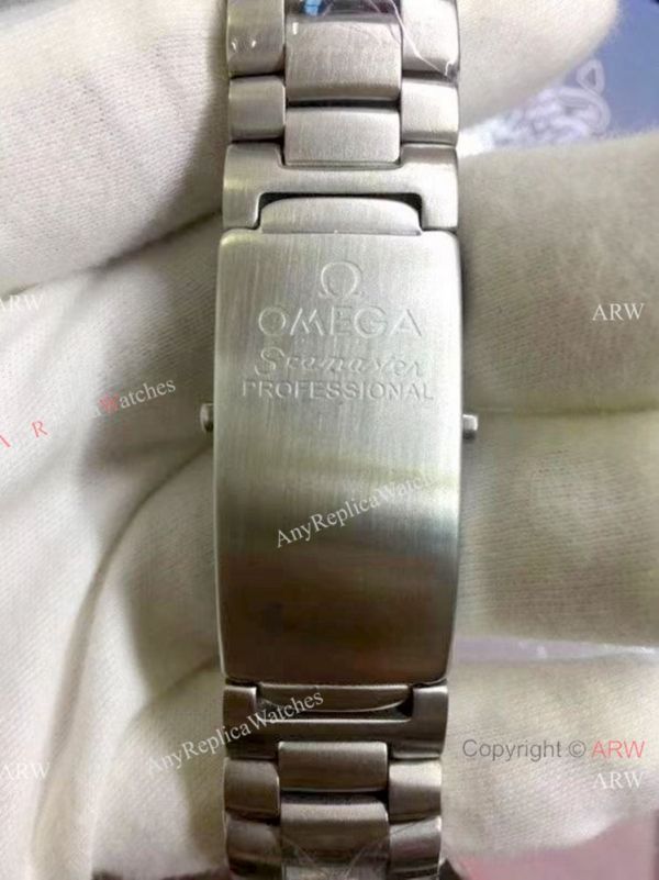 Low Prcie Omega Watch Replica Seamaster with Black Orange Bezel Low Prcie Omega Watch Replica Seamaster with Black Orange Bezel