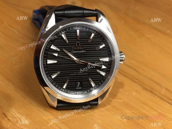 Swiss Grade Omega Seamaster Replica Watch SS Blue Dial New Model Swiss Grade Omega Seamaster Replica Watch SS Blue Dial New Model