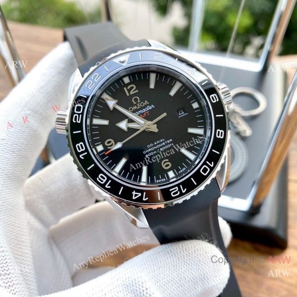 Replica Omega Seamaster Planet Ocean GMT Rubber Band Watches SWISS GRADE CASE Replica Omega Seamaster Planet Ocean GMT Rubber Band Watches SWISS GRADE CASE