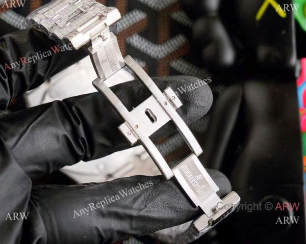 Buy Replica Audemars Piguet Iced Out Royal Oak Offshore Watch 44mm Buy Replica Audemars Piguet Iced Out Royal Oak Offshore Watch 44mm