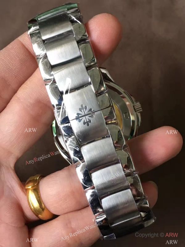 Swiss Replica Patek Philippe Aquanaut Gray Face Stainless Steel Watch Swiss Replica Patek Philippe Aquanaut Gray Face Stainless Steel Watch