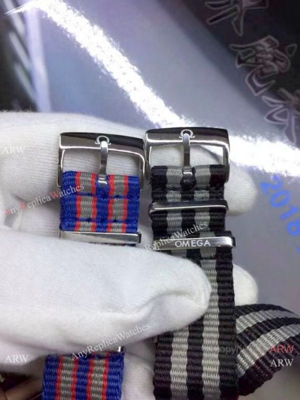 High Quality Omega James Bond Replica Watch SS Blue Dial Nato Strap High Quality Omega James Bond Replica Watch SS Blue Dial Nato Strap