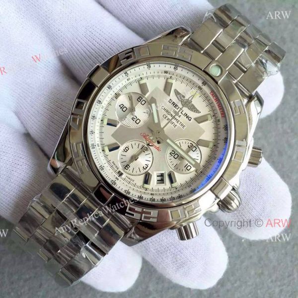 Replica Breitling Chronomat B01 SS Silver Dial Chronograph Watch Replica Breitling Chronomat B01 SS Silver Dial Chronograph Watch