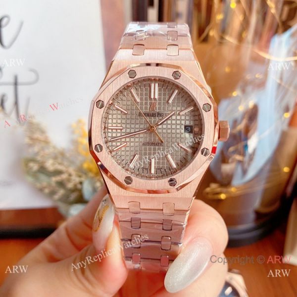 Copy Audemars Piguet Royal Oak Black Dial Rose Gold Watches 37mm Women Copy Audemars Piguet Royal Oak Black Dial Rose Gold Watches 37mm Women
