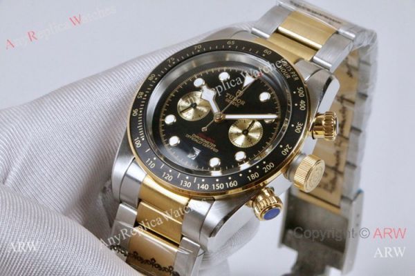 Replica Tudor Heritage Black Bay 42mm Watch Two Tone Black Dial Replica Tudor Heritage Black Bay 42mm Watch Two Tone Black Dial