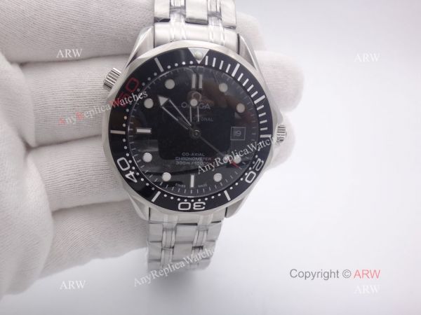 AAA Grade Omega Seamaster 007 Replica Watch Stainless Steel Black Bezel AAA Grade Omega Seamaster 007 Replica Watch Stainless Steel Black Bezel