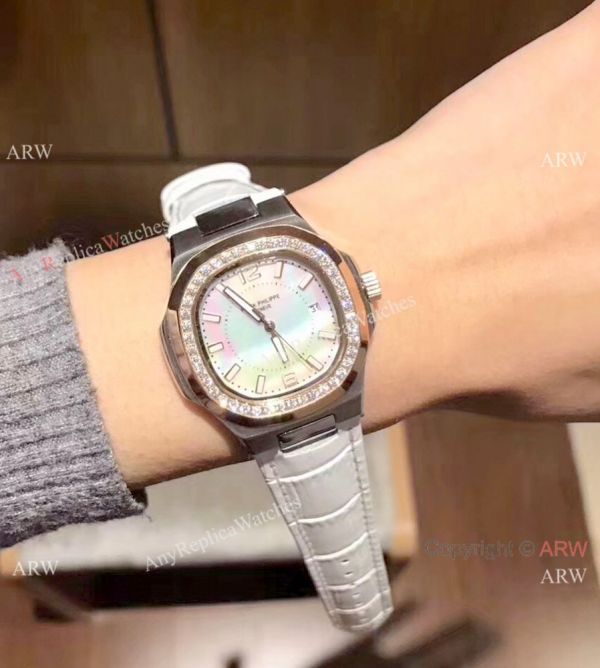 Patek Philippe Nautilus Womens Diamond watch White MOP Face Patek Philippe Nautilus Womens Diamond watch White MOP Face