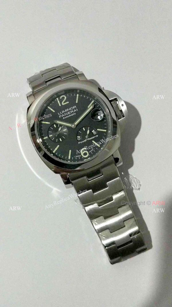 Officine Panerai Firenze PAM090 Power Reserve Watch / Panerai Luminor Steel Bracelet Officine Panerai Firenze PAM090 Power Reserve Watch / Panerai Luminor Steel Bracelet