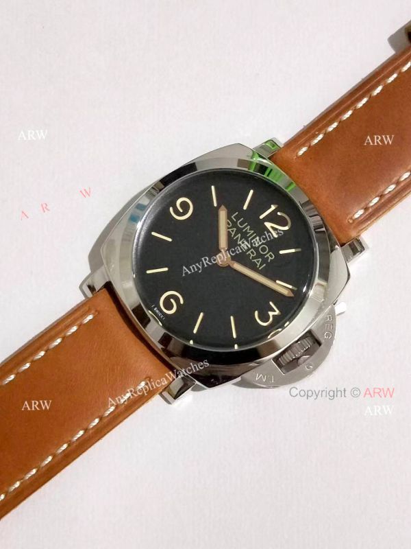Panerai Luminor PAM 372 Replica Watch SS Brown Leather Strap Panerai Luminor PAM 372 Replica Watch SS Brown Leather Strap