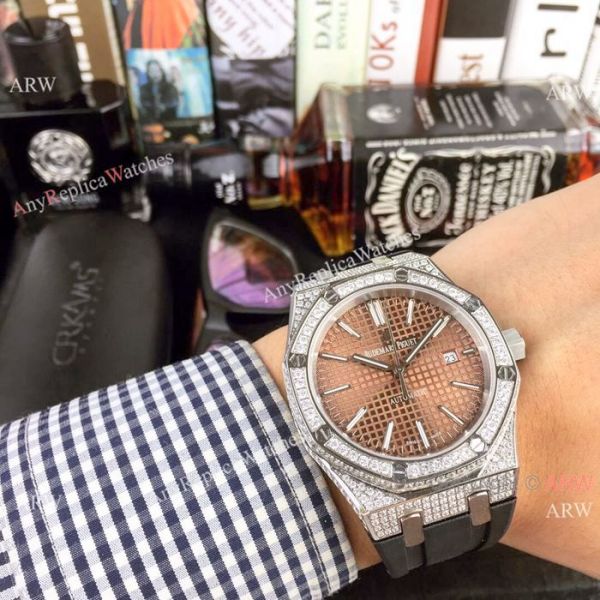 Audemars Piguet Royal Oak Diamond Replica Watches 43mm Black Dial Audemars Piguet Royal Oak Diamond Replica Watches 43mm Black Dial