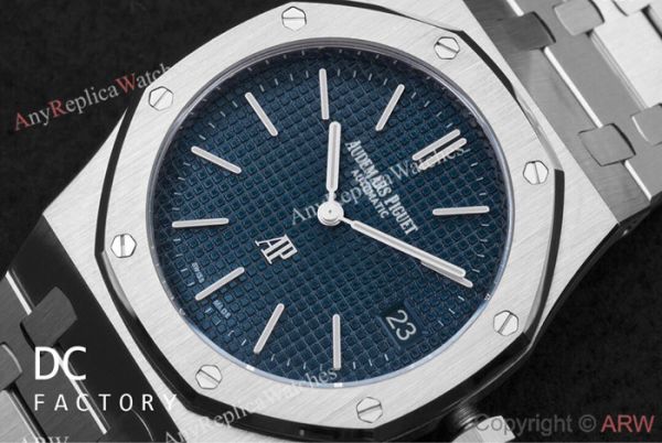Replica Audemars Piguet Royal Oak Jumbo Extra Thin 39MM Watch Stainless Steel Blue Face Replica Audemars Piguet Royal Oak Jumbo Extra Thin 39MM Watch Stainless Steel Blue Face