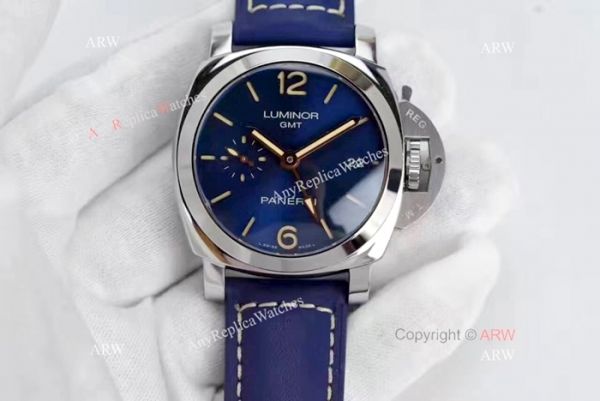 Swiss Replica Panerai Luminor GMT Limited Edition SS Blue Watch PAM 688 Swiss Replica Panerai Luminor GMT Limited Edition SS Blue Watch PAM 688