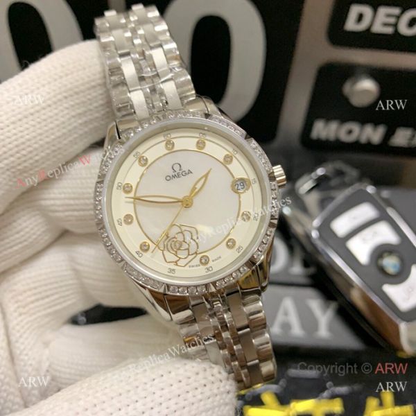 Omega Water Resistant Two Tone Rose Gold watches 33mm Ladies Omega Water Resistant Two Tone Rose Gold watches 33mm Ladies