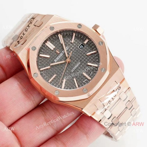 Swiss Grade Audemars Piguet Royal Oak Replica Watch Rose Gold Swiss Grade Audemars Piguet Royal Oak Replica Watch Rose Gold