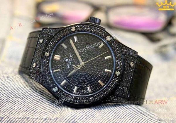 Best ARW Replica Watches Hublot Classic Fusion Iced Out Watch Best ARW Replica Watches Hublot Classic Fusion Iced Out Watch