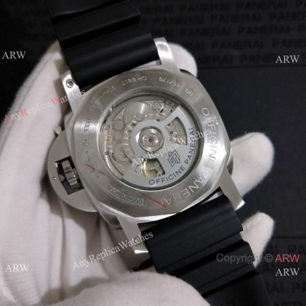 Copy Panerai Submersible Rubber Strap Black Dial PAM305 Men Watch Copy Panerai Submersible Rubber Strap Black Dial PAM305 Men Watch