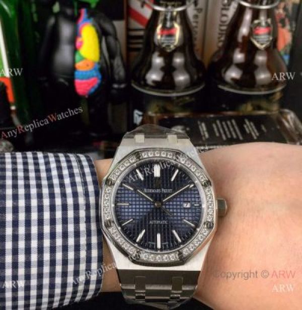 Best Copy Audemars Piguet Royal Oak 44mm Watch Stainless Steel Diamond bezel Best Copy Audemars Piguet Royal Oak 44mm Watch Stainless Steel Diamond bezel