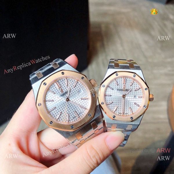 Copy Audemars Piguet Royal Oak Quartz lovers Watch Rose Gold Silver Face Copy Audemars Piguet Royal Oak Quartz lovers Watch Rose Gold Silver Face