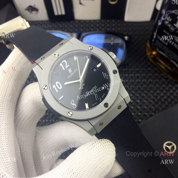 New Replica Hublot Classic Fusion Sand Case Silver Dial Watch New Replica Hublot Classic Fusion Sand Case Silver Dial Watch