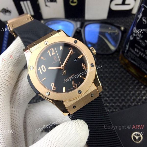Replica Hublot Classic Fusion 43mm Watches Silver Dial Rose Gold Replica Hublot Classic Fusion 43mm Watches Silver Dial Rose Gold