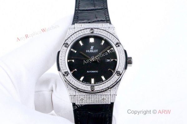 2019 Replica Hublot Classic Fusion Iced Out Diamond Watch 43mm 2019 Replica Hublot Classic Fusion Iced Out Diamond Watch 43mm