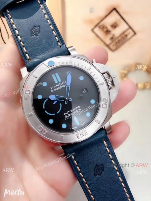 2019 Replica Panerai Submersible Mike Horn Edition PAM985 Watch Blue Markers 2019 Replica Panerai Submersible Mike Horn Edition PAM985 Watch Blue Markers