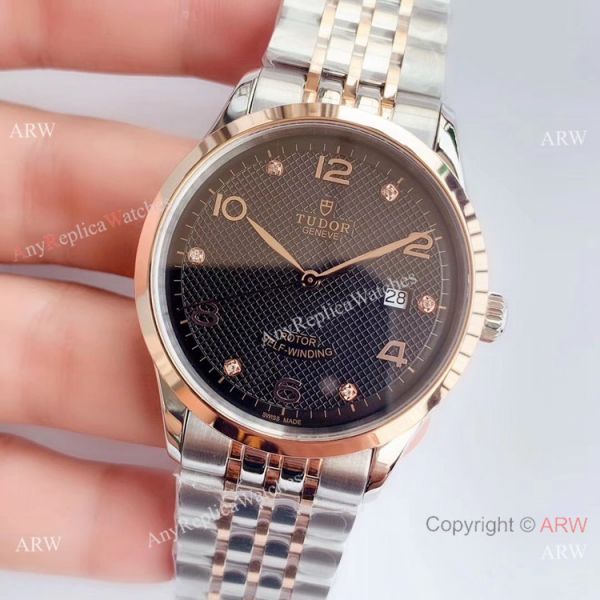 Swiss Replica Tudor 1926 Collection ETA2824 Watch 2-Tone Rose Gold Swiss Replica Tudor 1926 Collection ETA2824 Watch 2-Tone Rose Gold