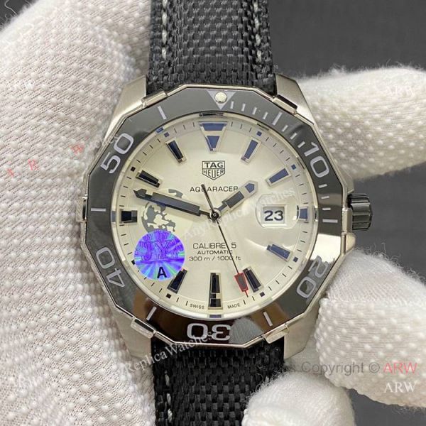AAA Quality Copy Tag Heuer Aquaracer Calibre 5 White Dial Watches 43mm AAA Quality Copy Tag Heuer Aquaracer Calibre 5 White Dial Watches 43mm