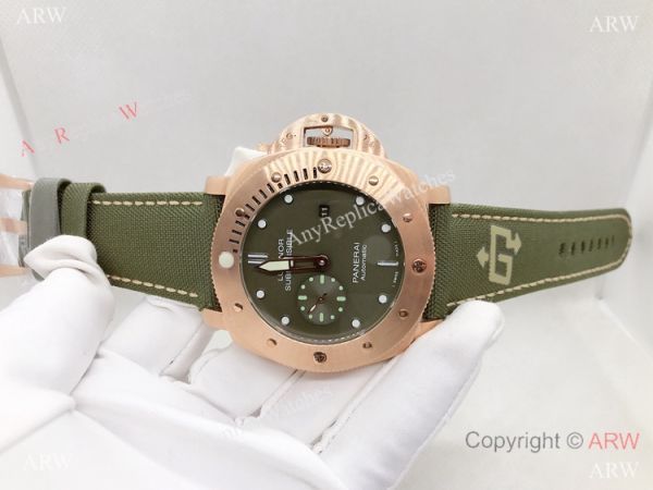 Copy Panerai Luminor Submersible Men Watch Green Face Green Leather Strap Copy Panerai Luminor Submersible Men Watch Green Face Green Leather Strap