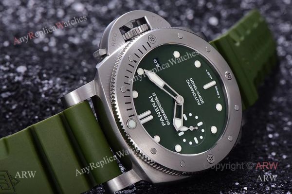 VS Factory New Panerai Submersible PAM01055 Verde Militare 42mm Green Dial Swiss Replica Watches VS Factory New Panerai Submersible PAM01055 Verde Militare 42mm Green Dial Swiss Replica Watches