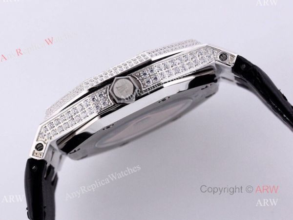 Swiss Audemars Piguet Replica Watch AP Royal Oak Full Diamond Watch Swiss Audemars Piguet Replica Watch AP Royal Oak Full Diamond Watch