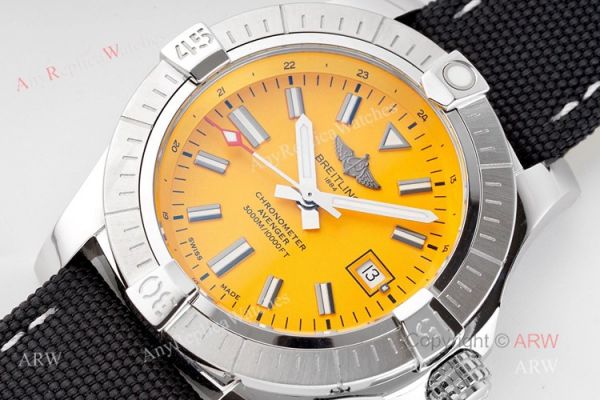 (BLSF) New Breitling Avenger Seawolf Yellow Face Swiss Replica Watches 45mm (BLSF) New Breitling Avenger Seawolf Yellow Face Swiss Replica Watches 45mm
