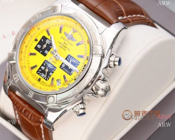 Breitling Yellow Face Limited Edition Watch New Replica Watch Breitling Yellow Face Limited Edition Watch New Replica Watch