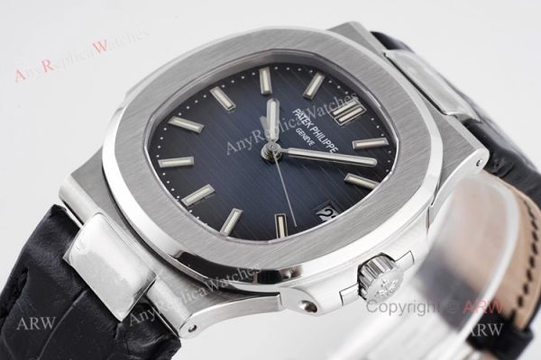 Swiss Replica Patek Philippe Nautilus Dark Blue Dial Silver Case Automatic Watch Swiss Replica Patek Philippe Nautilus Dark Blue Dial Silver Case Automatic Watch